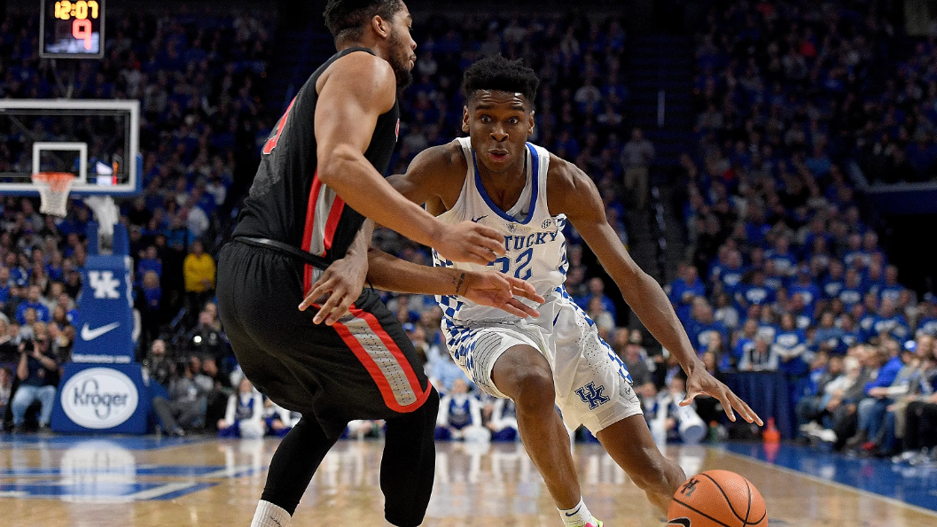  雷霆新秀隔扣戈贝尔引爆全场  