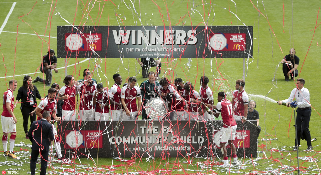  阿森纳终结九年无冠，社区盾夺冠开启新篇章